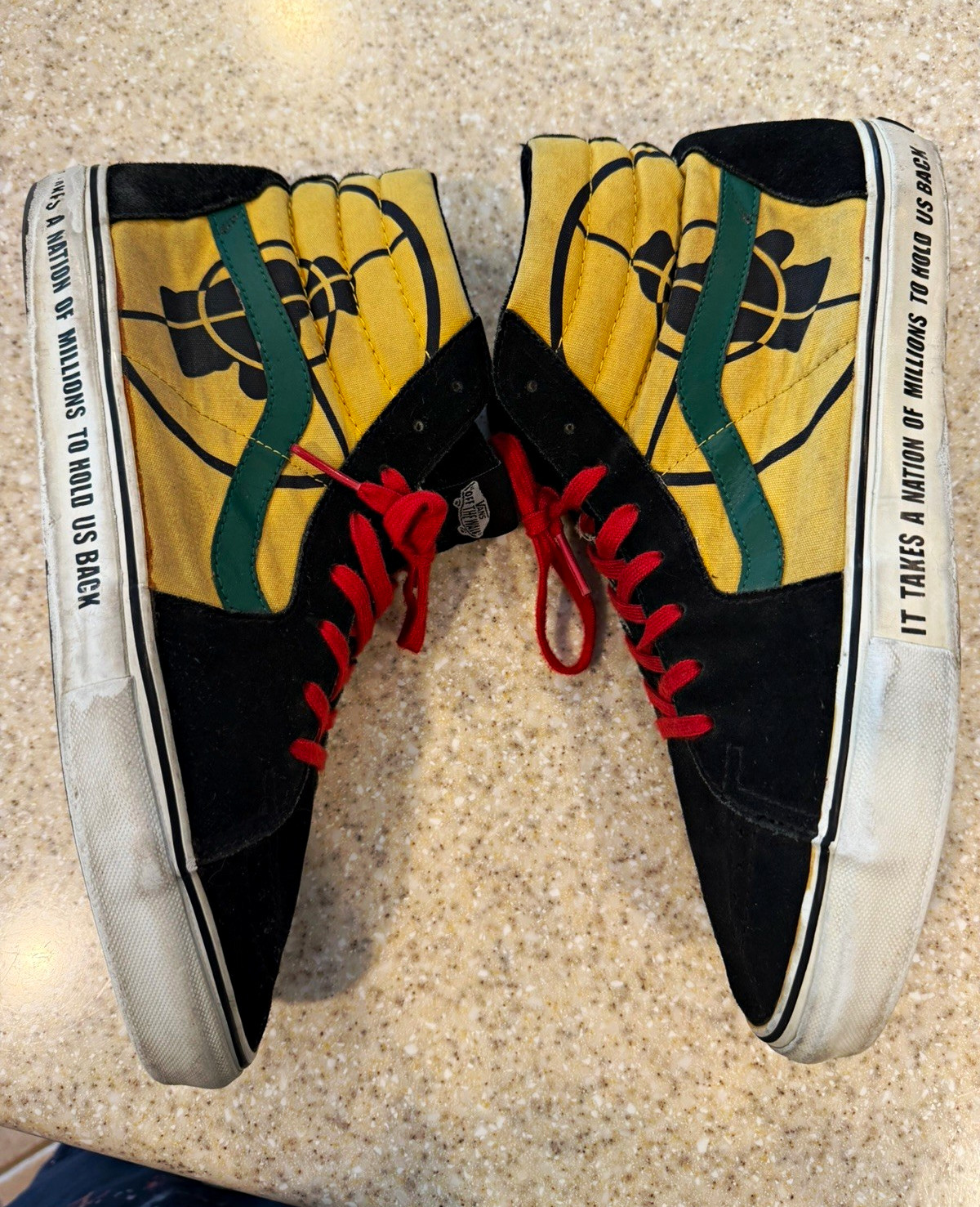 Supreme x Vans x Public enemy sk8-hi sz 12 Supreme x Vans x Public enemy sk8-hi sz 12