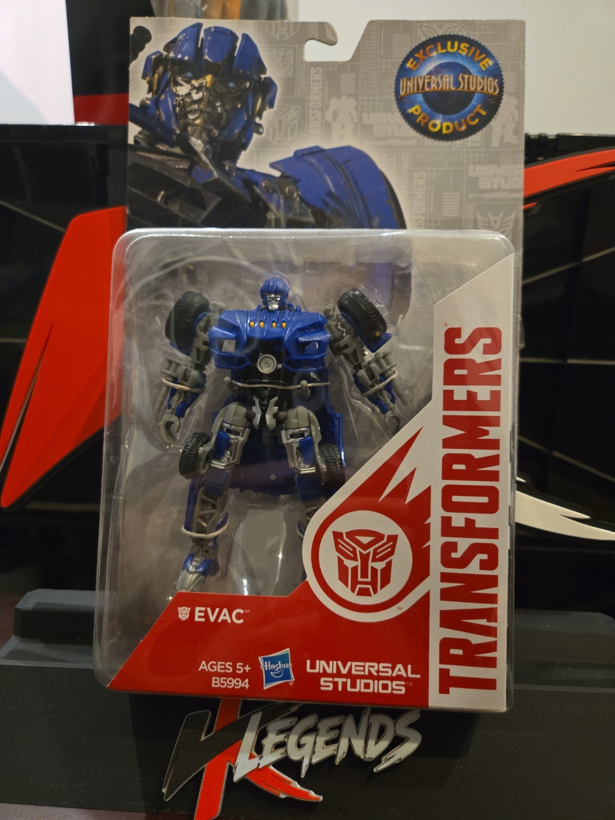 Transformers Universal Studios Autobot Evac SEALED Hasbro Movie Ride Exclusive Transformers Universal Studios Autobot Evac SEALED Hasbro Movie Ride Exclusive