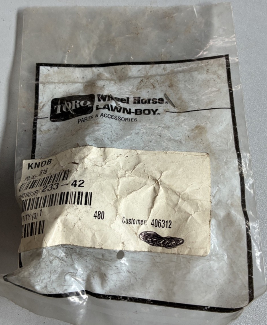 GENUINE TORO NOS KNOB 233-42 GENUINE TORO NOS KNOB 233-42