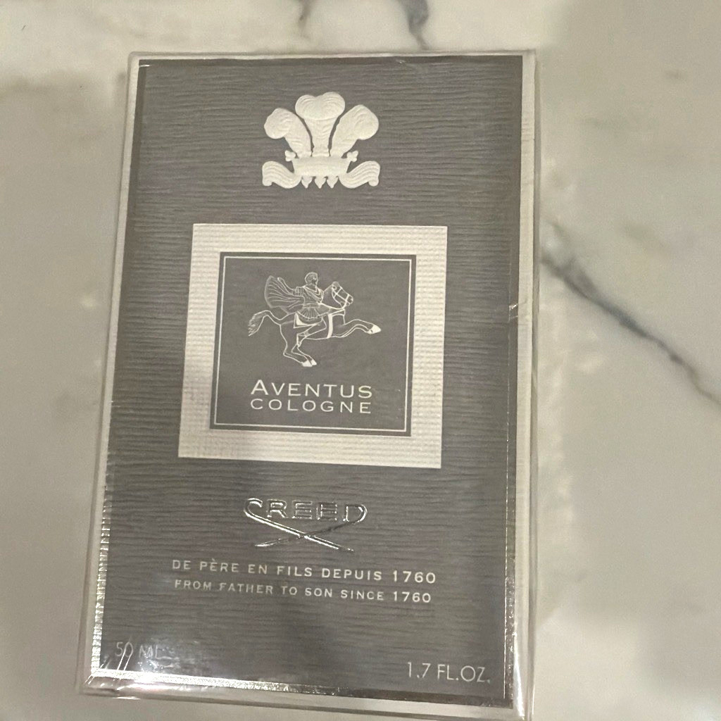 Creed Aventus Cologne Eau de Parfum Spray, Regular Size 1.7 fl oz Creed Aventus Cologne Eau de Parfum Spray, Regular Size 1.7 fl oz
