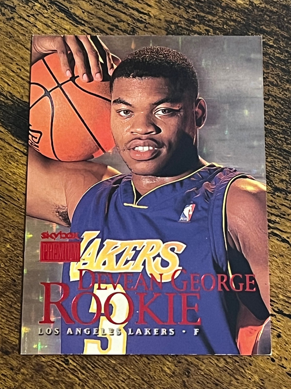 1999-00 SkyBox Premium Star Rubies #123 Devean George Rookie RC /45