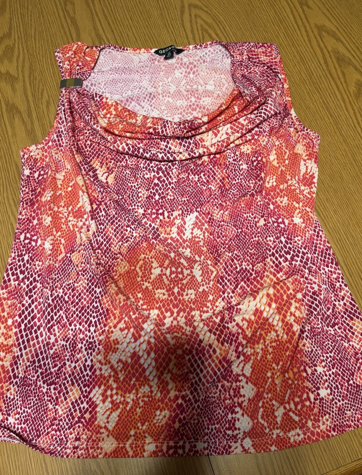 Woman’s Shirt Woman’s Shirt