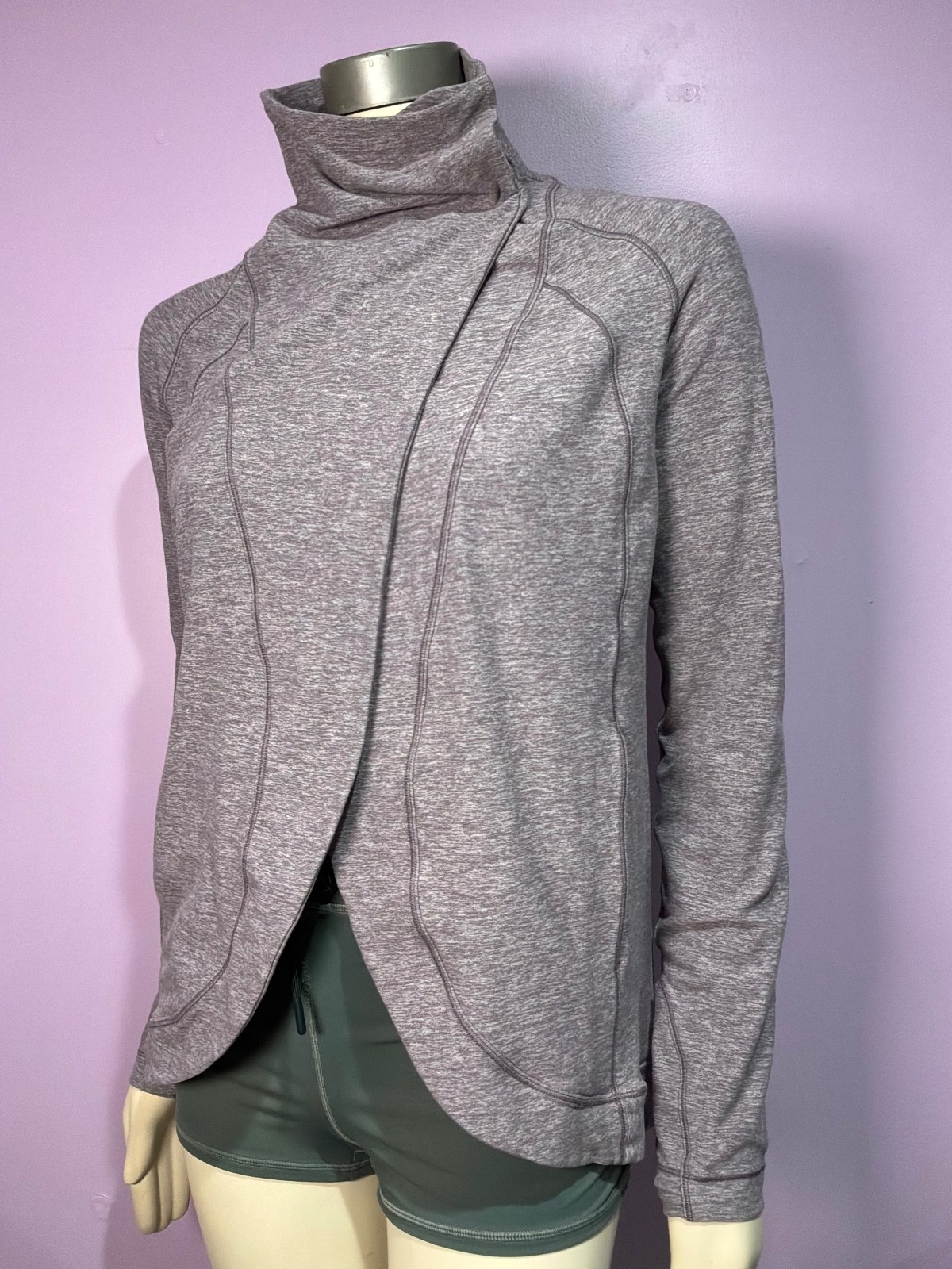 Lululemon size 6 Lululemon size 6