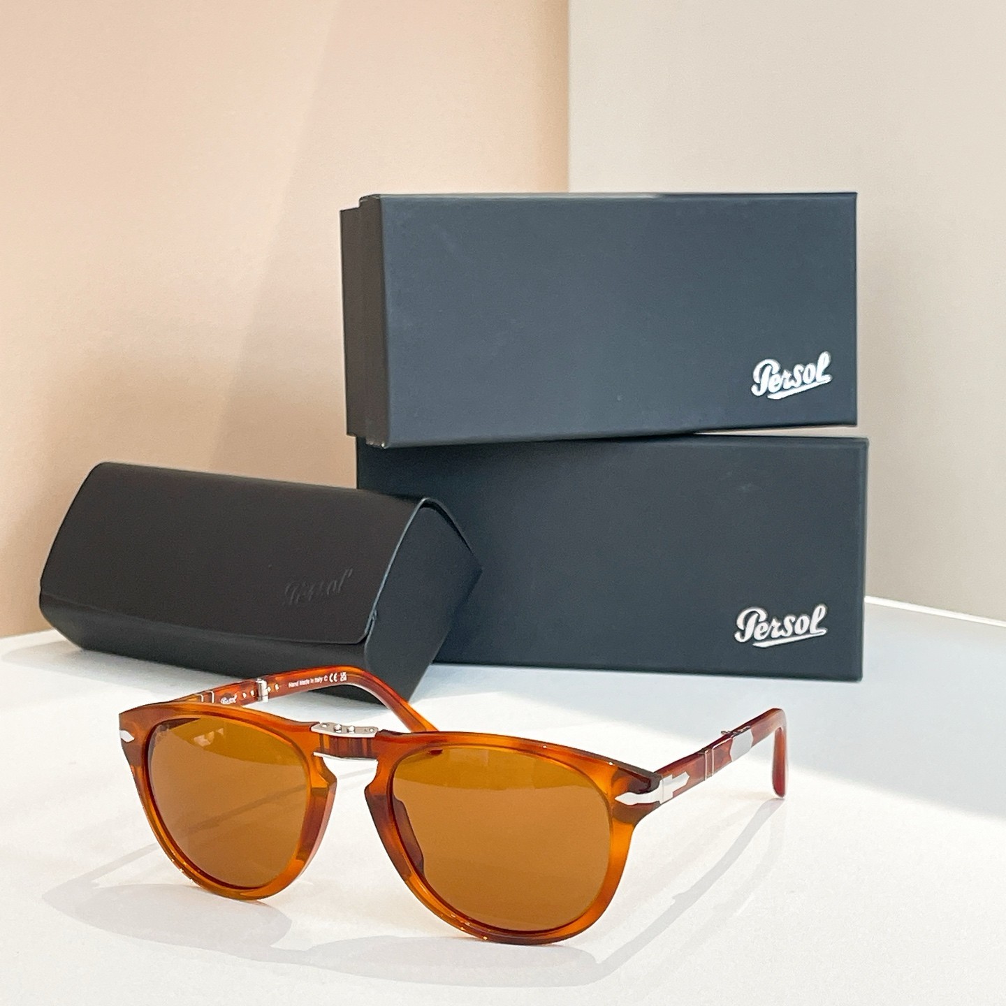 Persol 714-S New Amber Brown Folding Sunglasses Glass Lenses 54-21-140 Unisex Persol 714-S New Amber Brown Folding Sunglasses Glass Lenses 54-21-140 Unisex