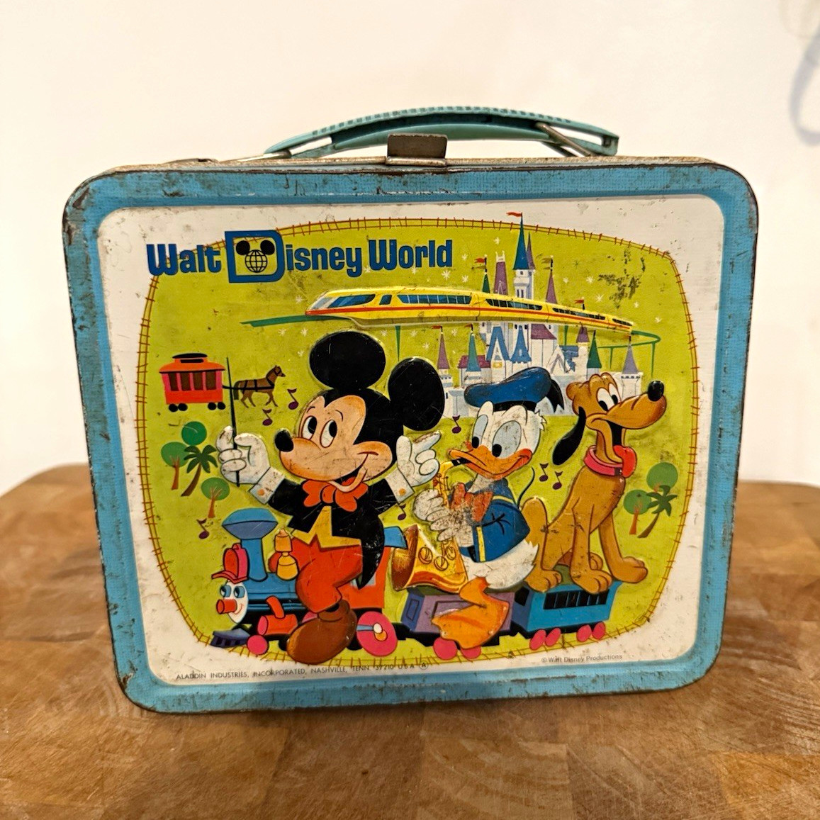 Vintage Walt Disney World Aladdin Metal Lunch Box w Thermos Mickey Minnie 1970s