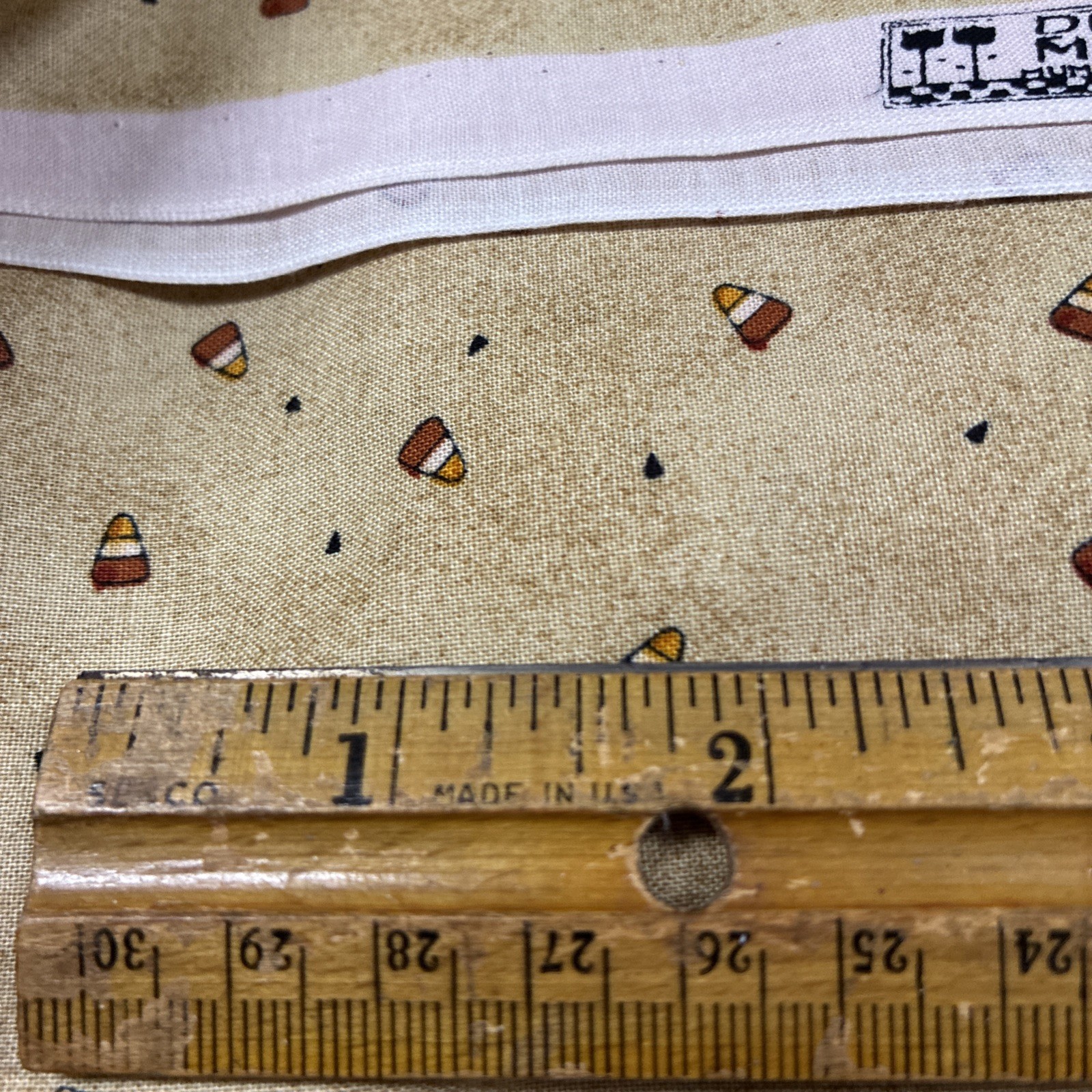 New Cotton Fabric Debbie Mumm Tan Candy Corn Halloween Fall 9 yds available $5yd New Cotton Fabric Debbie Mumm Tan Candy Corn Halloween Fall 9 yds available $5yd
