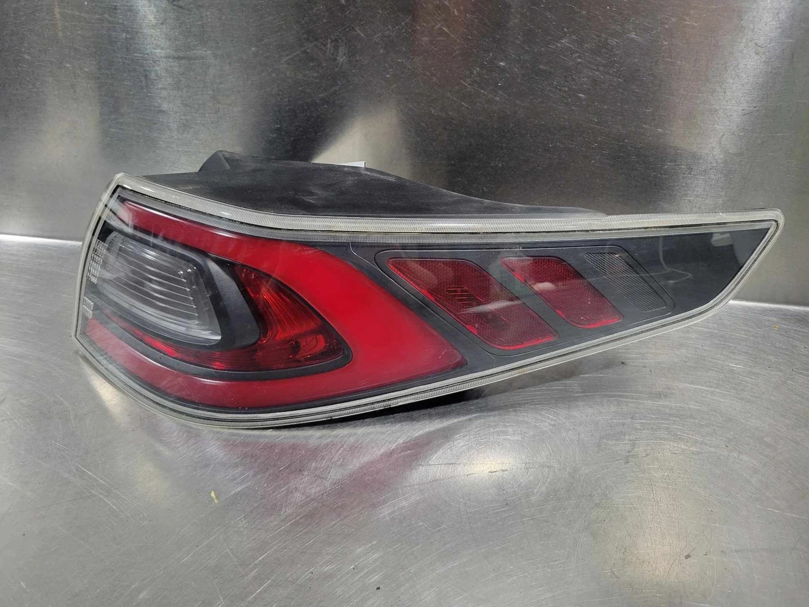 2014-2016 Kia Optima Right Tail Light Assembly oem