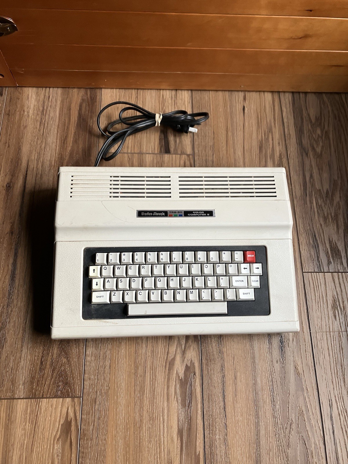RADIO SHACK Tandy 64K Color Computer 2 Model 26-3127B TRS-80 | FOR PARTS/ Repair RADIO SHACK Tandy 64K Color Computer 2 Model 26-3127B TRS-80 | FOR PARTS/ Repair