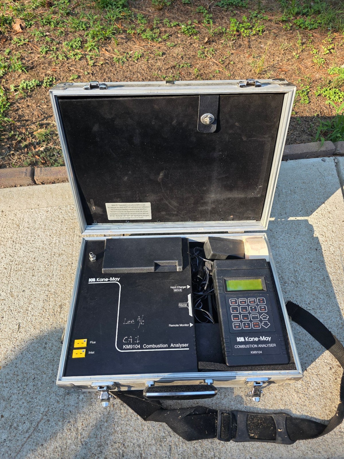 Kane-May KM9104 Combustion Analyser Portable Kit Case Probes Cables RS232 Used Kane-May KM9104 Combustion Analyser Portable Kit Case Probes Cables RS232 Used