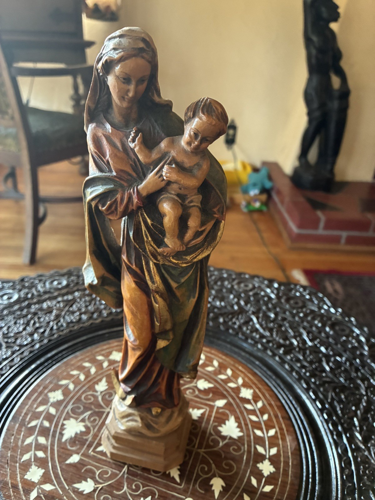 VTG ANRI 10” hand CARVED WOOD VIRGIN MARY OUR LADY JESUS STATUE FIGURE SCULPTURE VTG ANRI 10” hand CARVED WOOD VIRGIN MARY OUR LADY JESUS STATUE FIGURE SCULPTURE