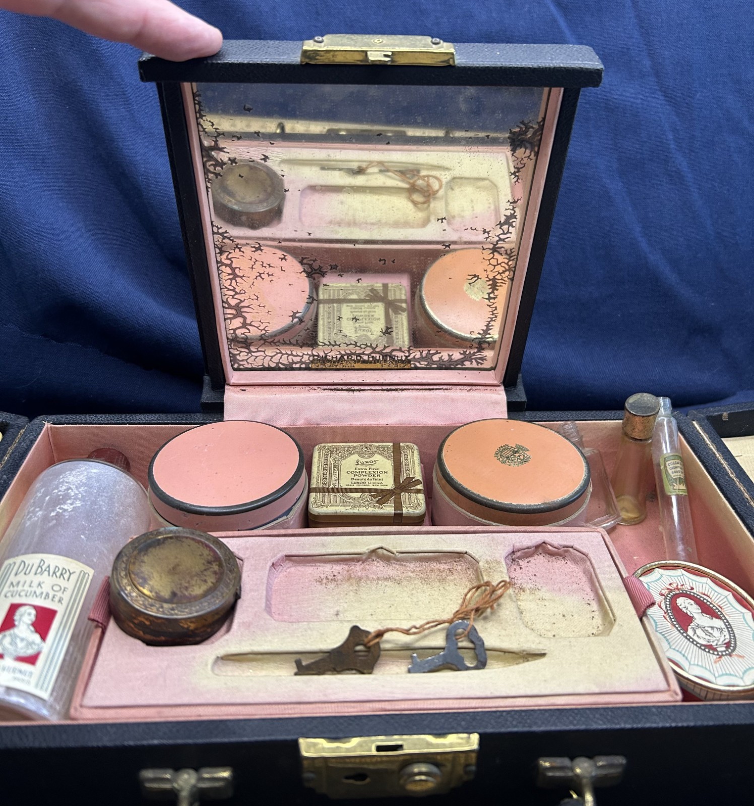 ANTIQUE Richard Hudnut Du Barry Traveling Vanity Case with Contents - SUPER RARE