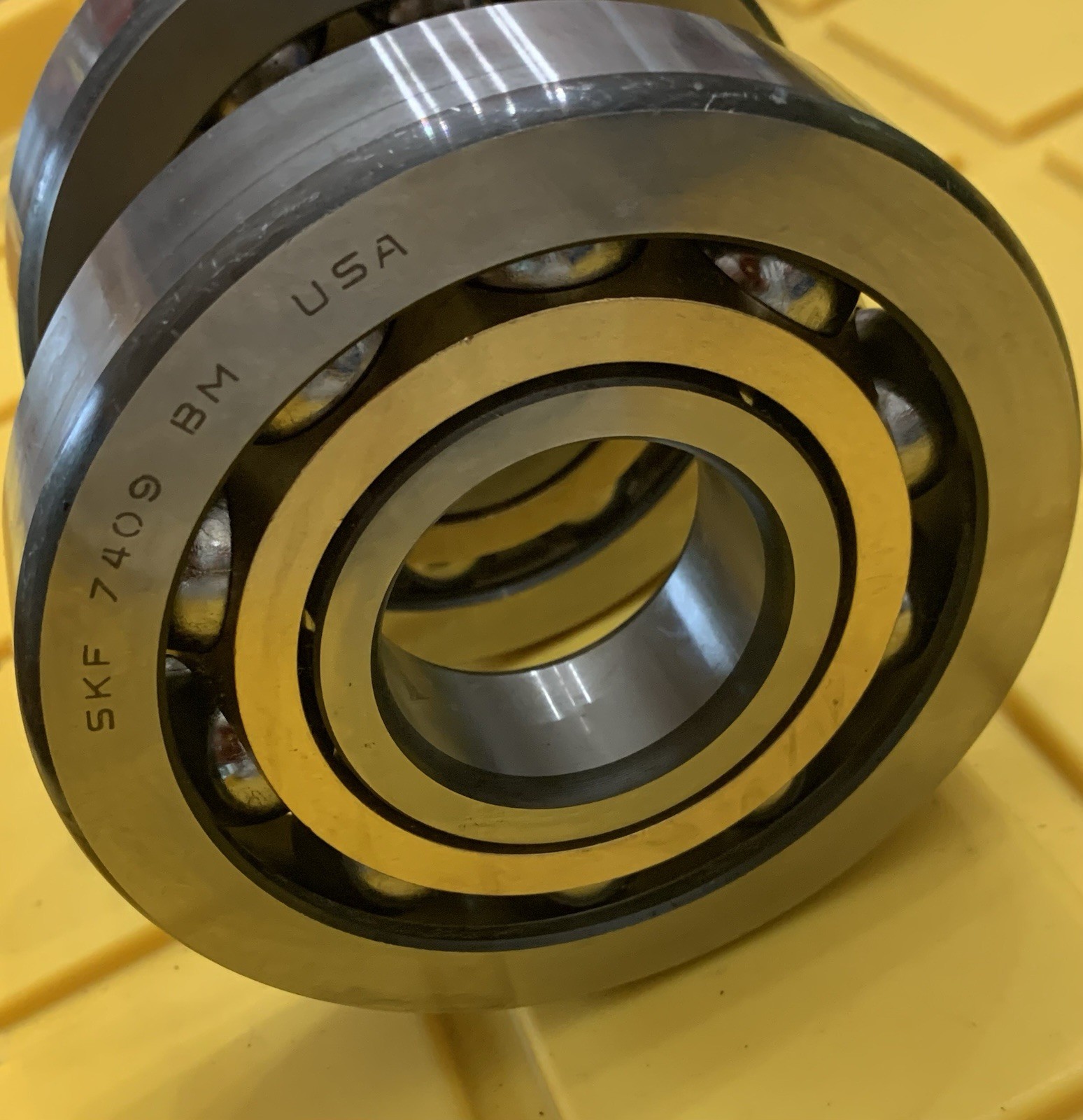 SKF 7409 BM Vintage Single-Row 40° Angular Contact Ball Bearing,45mm/120mm/29mm