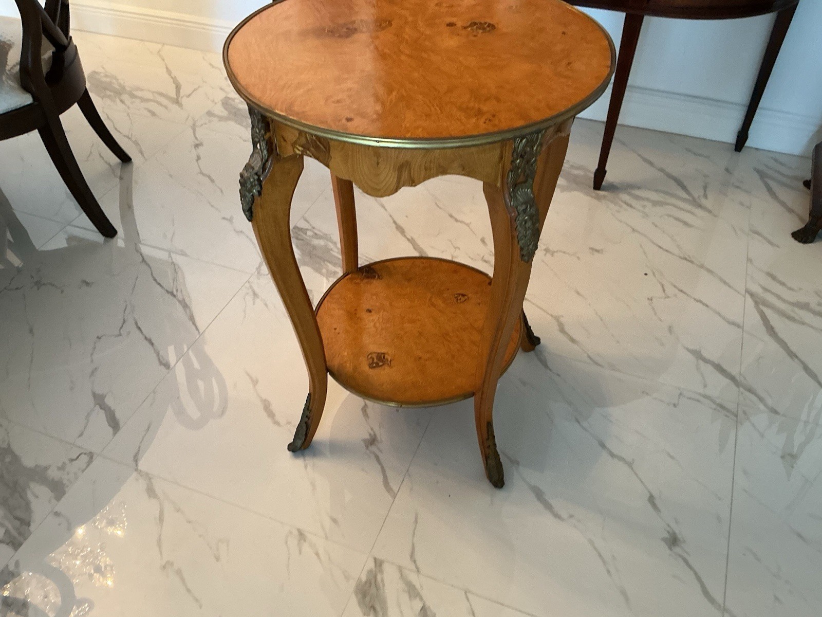 $1300 Antique French Style Leather Top Desk Table Ormolu Trim One Drawer