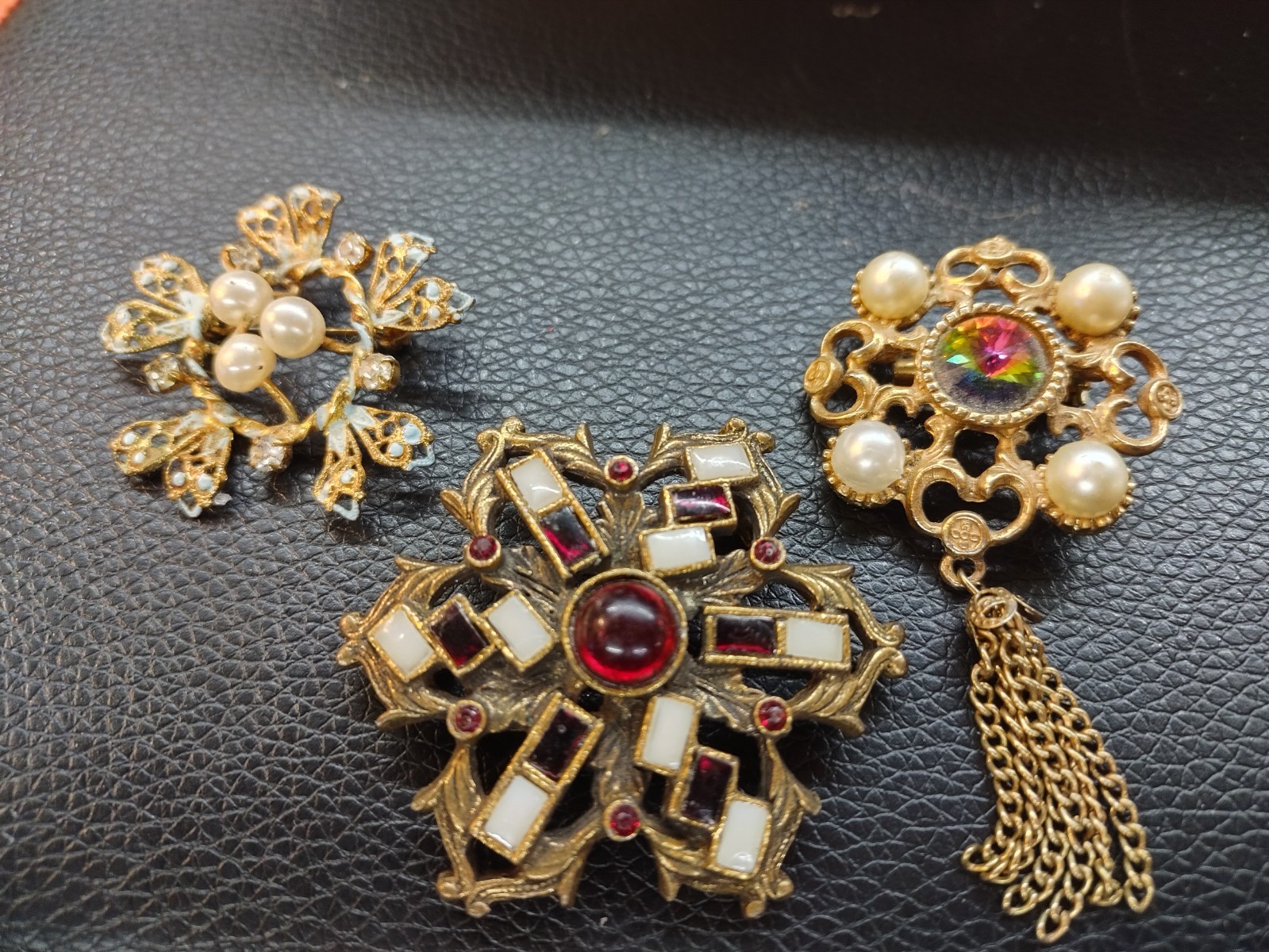 Vintage Brooch Lot of 3 Vintage Brooch Lot of 3