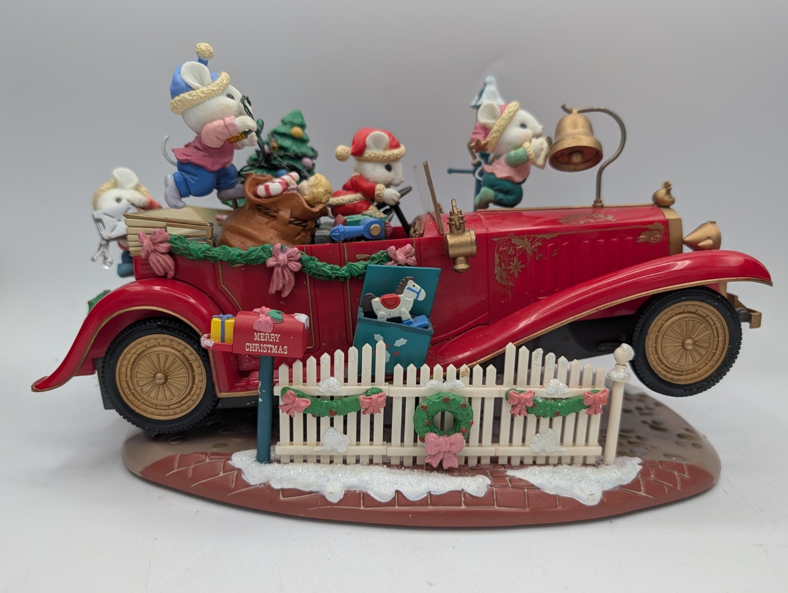 Vintage Grandeur Noel Enesco Animated Musical Christmas Roadster Figurine Works