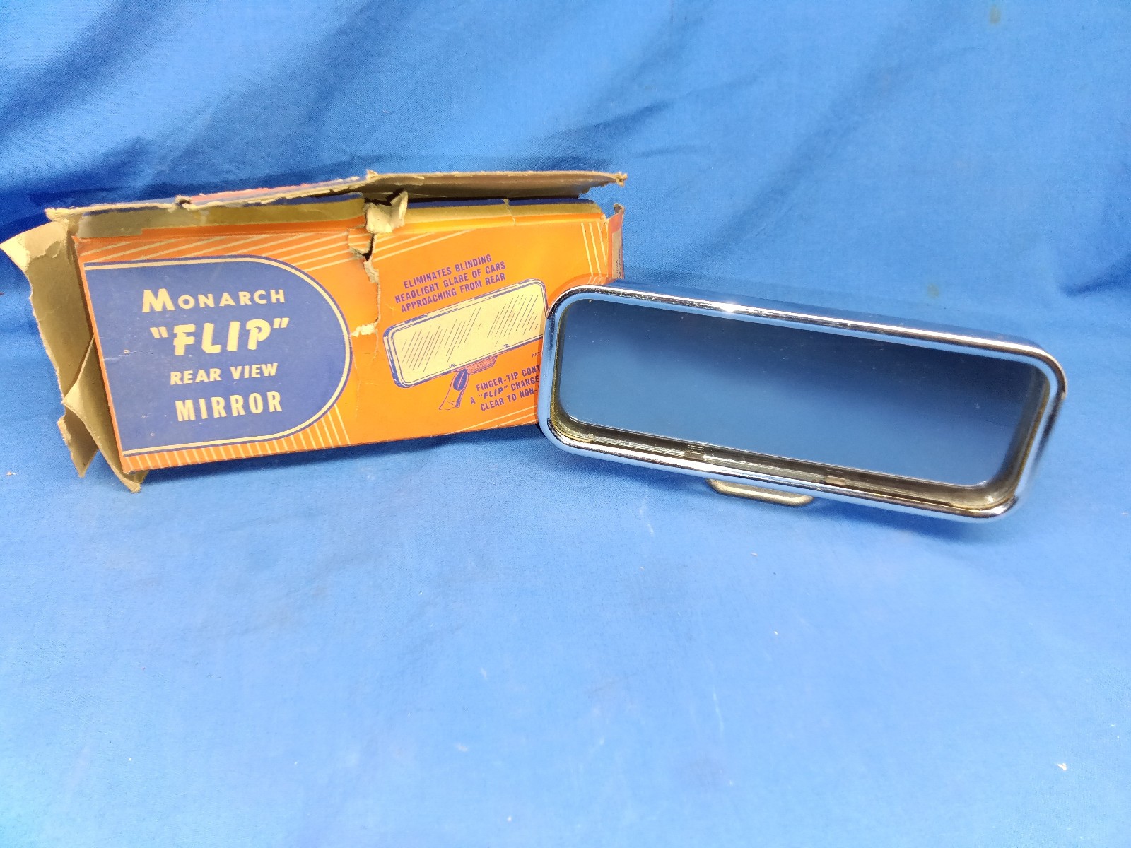 NOS 1940s Accessory Monarch NOS 1940s Accessory Monarch