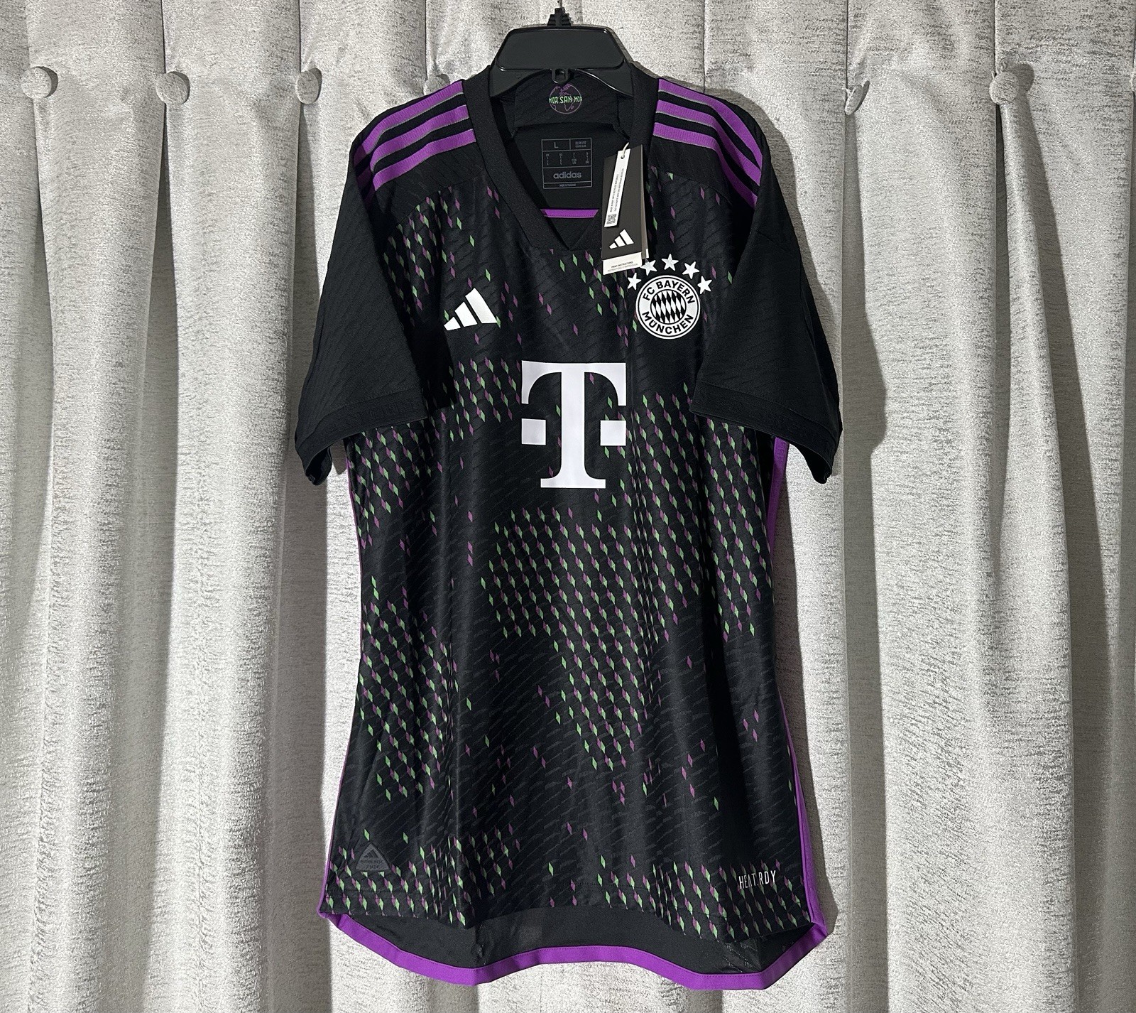 Bayern Munich 23/24 Away Adidas Heat.Rdy Authentic Jersey Size L NWT HR6947 Bayern Munich 23/24 Away Adidas Heat.Rdy Authentic Jersey Size L NWT HR6947