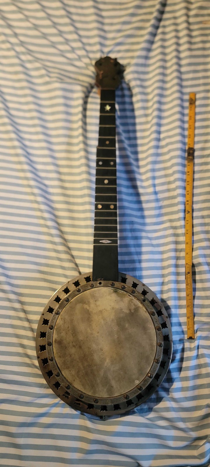 antique late 1800s/early 1900s 5 string closed back vneck early resonator banjo