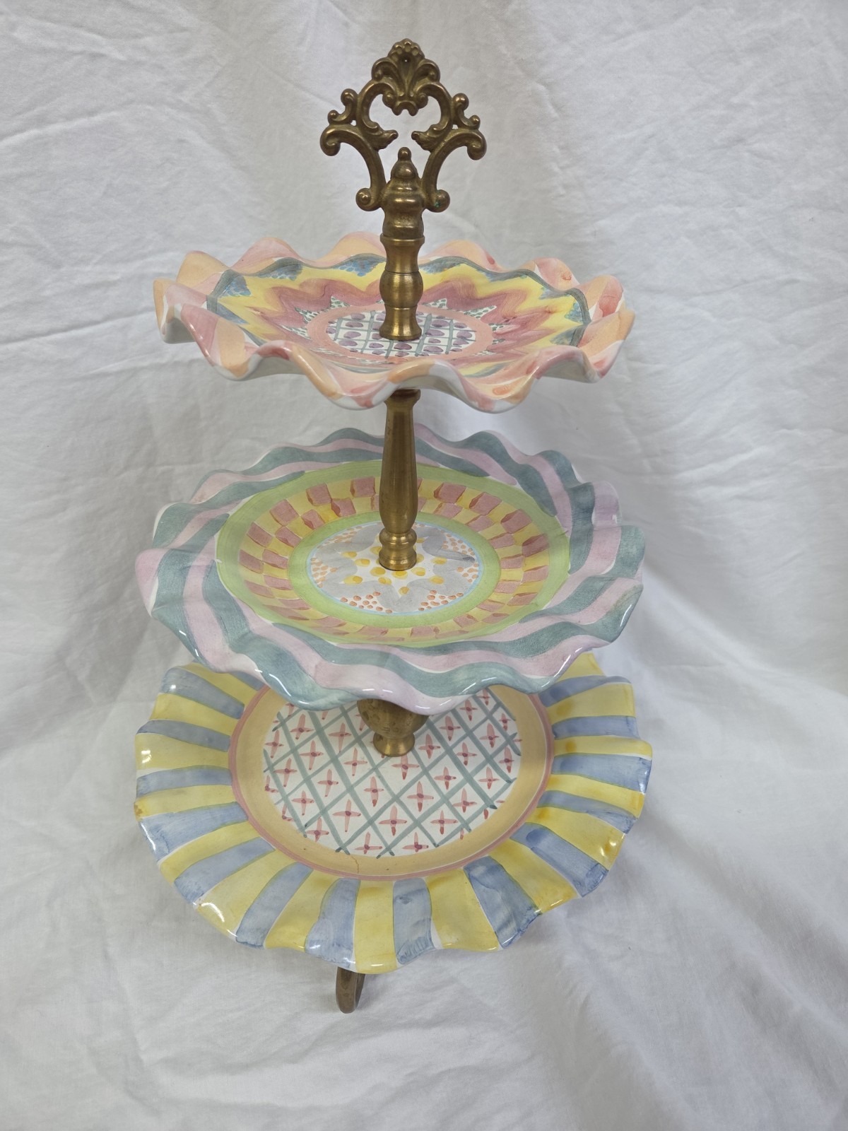 Mackenzie Childs Taylor 3 Tier Serving Stand Ceramic- Vintage RARE- EXCELLENT Mackenzie Childs Taylor 3 Tier Serving Stand Ceramic- Vintage RARE- EXCELLENT