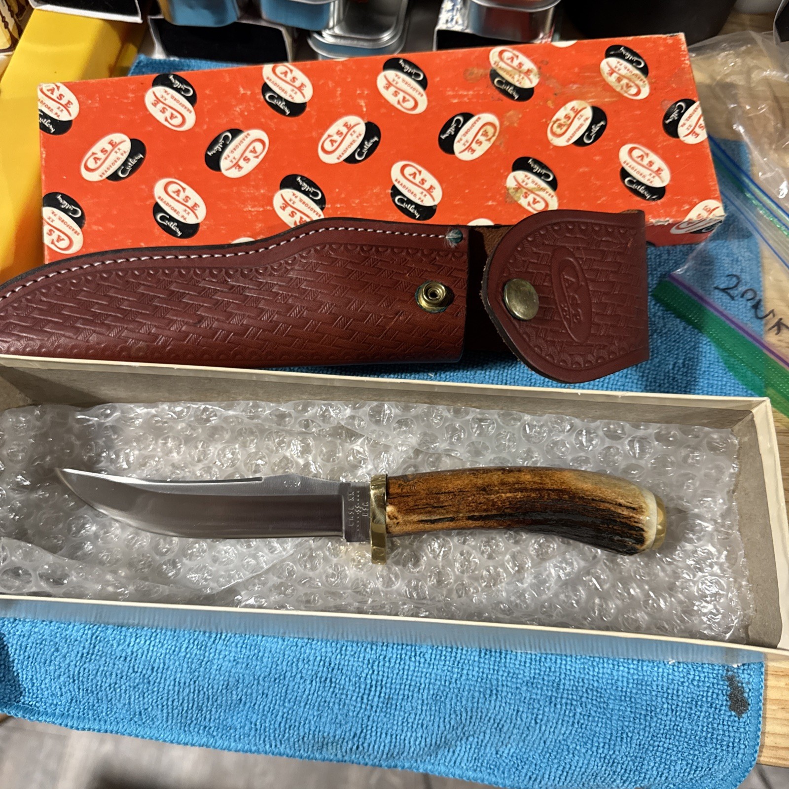 1981 CASE 5400 Ltd Edition Genuine Stag Cheyenne Hunting Knife w/Sheath in OMP 1981 CASE 5400 Ltd Edition Genuine Stag Cheyenne Hunting Knife w/Sheath in OMP