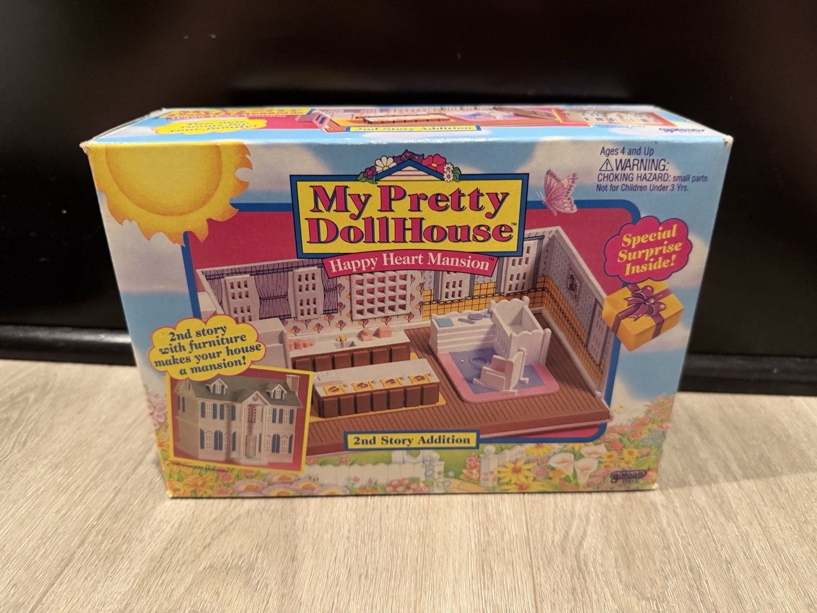 VINTAGE GALOOB MY PRETTY DOLLHOUSE HAPPY HEART MANSION NEW IN BOX VINTAGE GALOOB MY PRETTY DOLLHOUSE HAPPY HEART MANSION NEW IN BOX