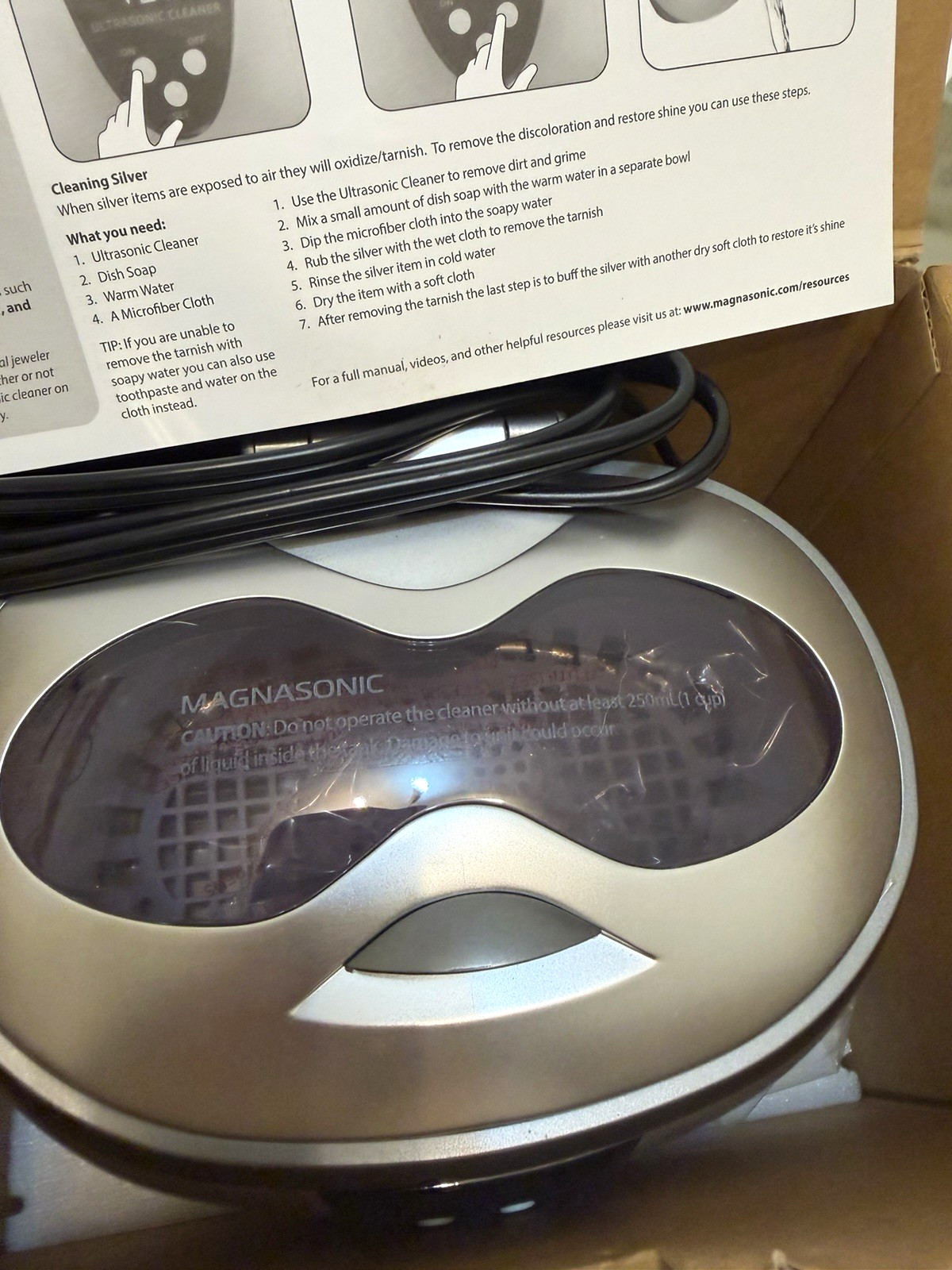 Magnasonic MGUC500 Ultrasonic Jewelry Cleaner 250 ml Capacity Magnasonic MGUC500 Ultrasonic Jewelry Cleaner 250 ml Capacity