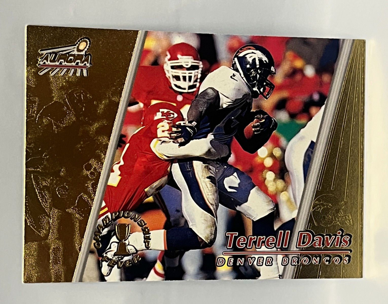 Terrell Davis 1998 Pacific Aurora Championship Fever Insert #13 Broncos NFL Terrell Davis 1998 Pacific Aurora Championship Fever Insert #13 Broncos NFL