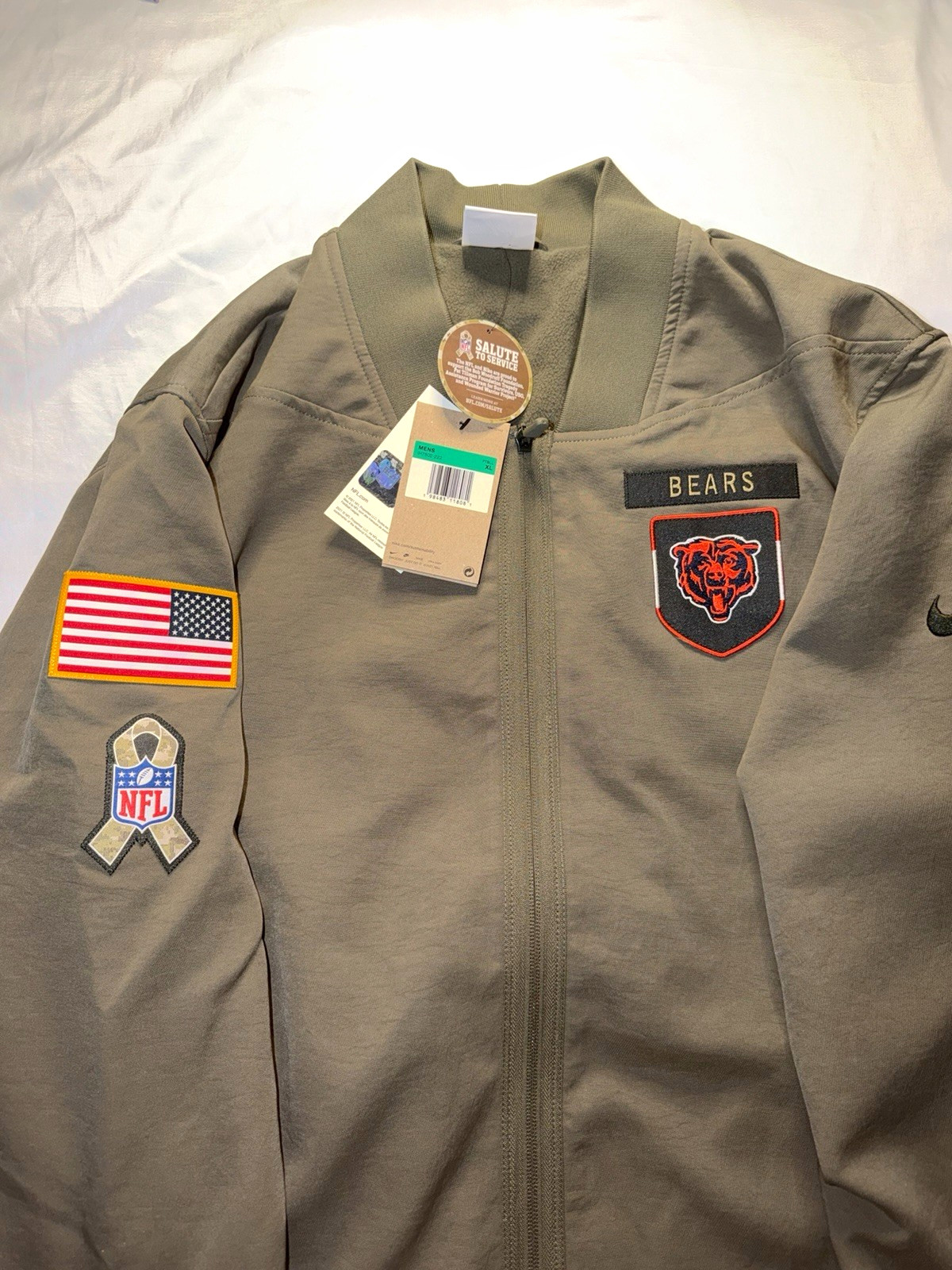 Nike Chicago Bears NFL Men's XL Green Full Zip Jacket USA Flag & Patches