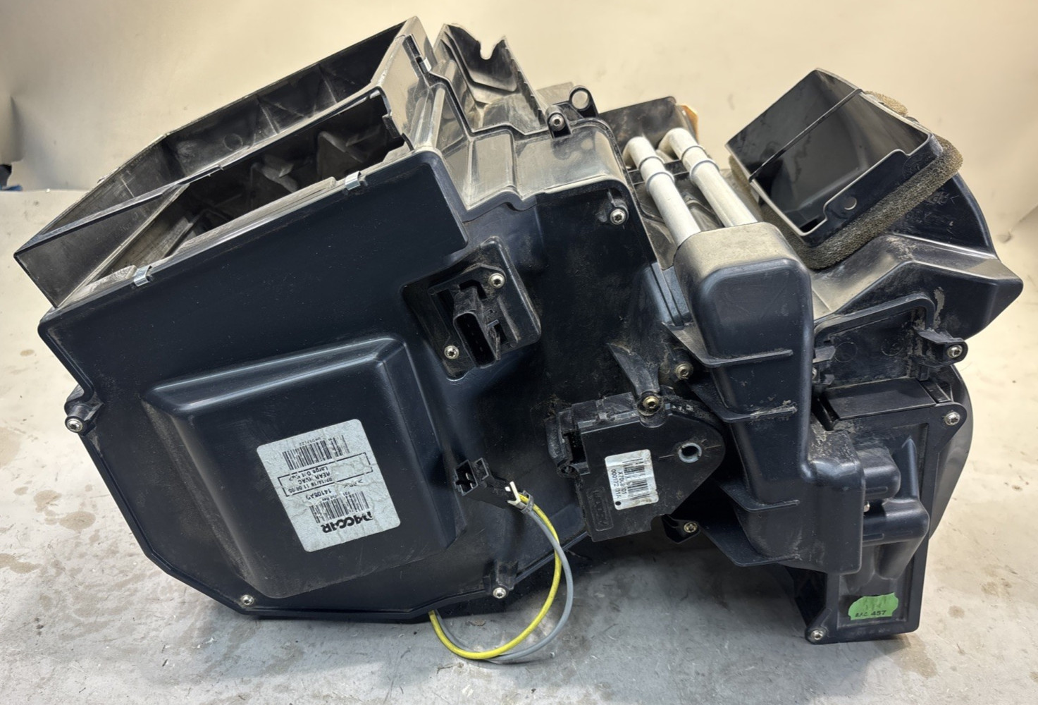KENWORTH PACCAR REAR HVAC OEM F31-1209 KENWORTH PACCAR REAR HVAC OEM F31-1209
