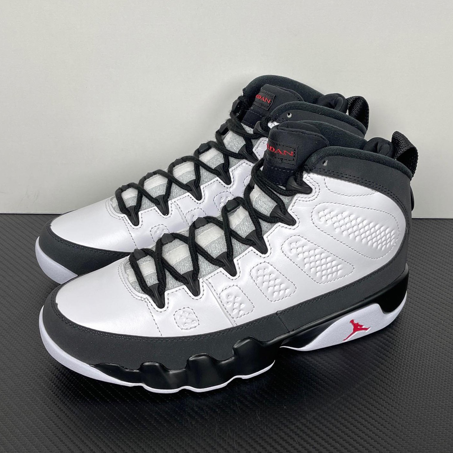 2026 Air Jordan 9 Retro OG Space Jam Men White Red Black Retro Sneaker 2026 Air Jordan 9 Retro OG Space Jam Men White Red Black Retro Sneaker