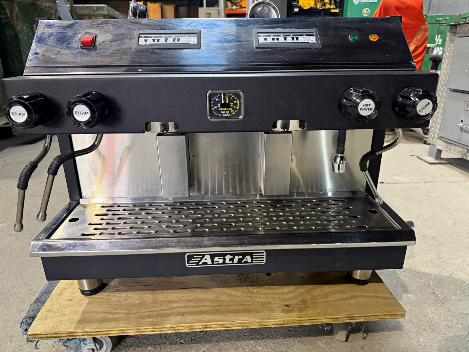 Astra 2 Group Commercial Espresso Machine Black/Silver Steam Wand Hot Water Astra 2 Group Commercial Espresso Machine Black/Silver Steam Wand Hot Water