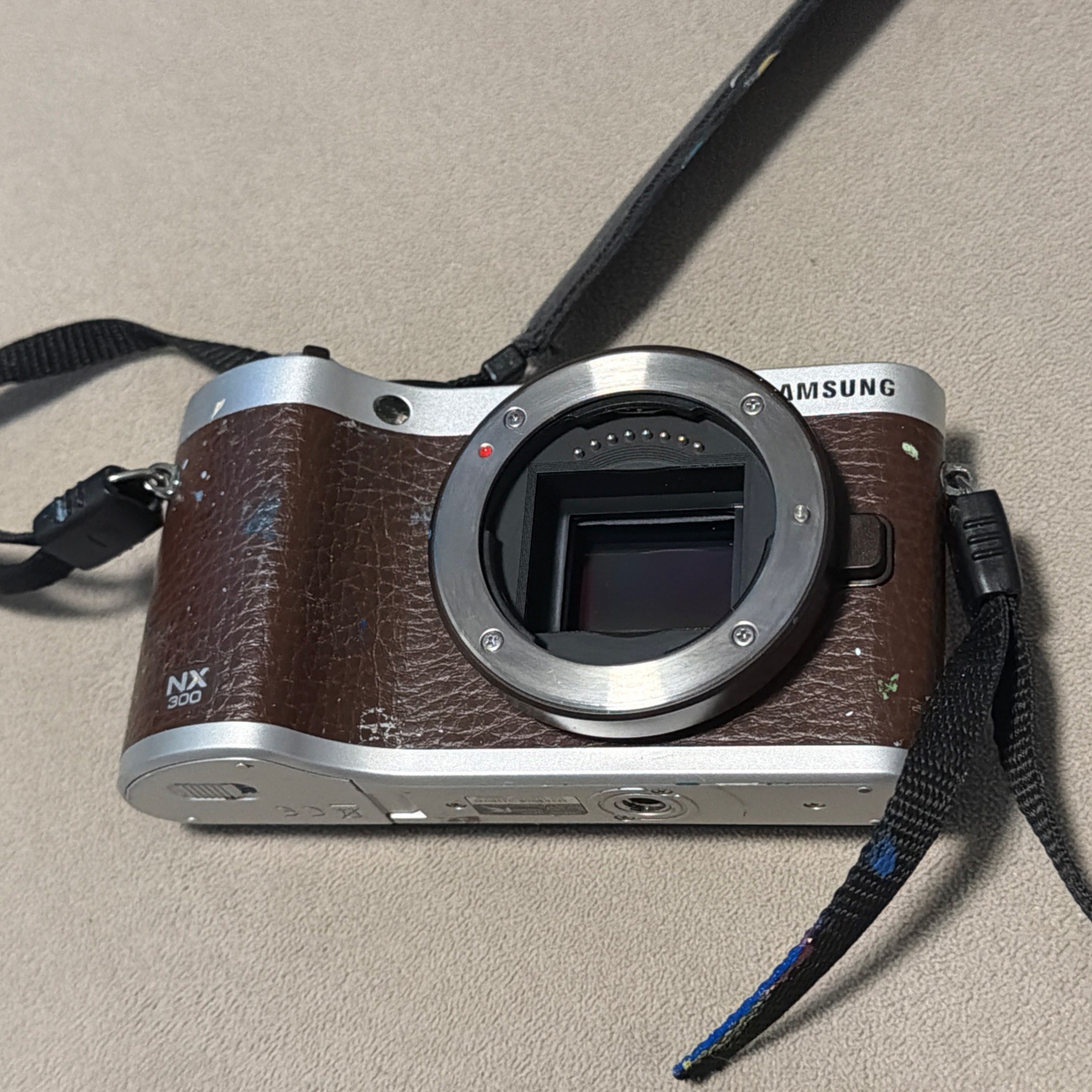 Samsung NX300M 20.3MP Samsung NX Mirrorless Camera Body Only Samsung NX300M 20.3MP Samsung NX Mirrorless Camera Body Only