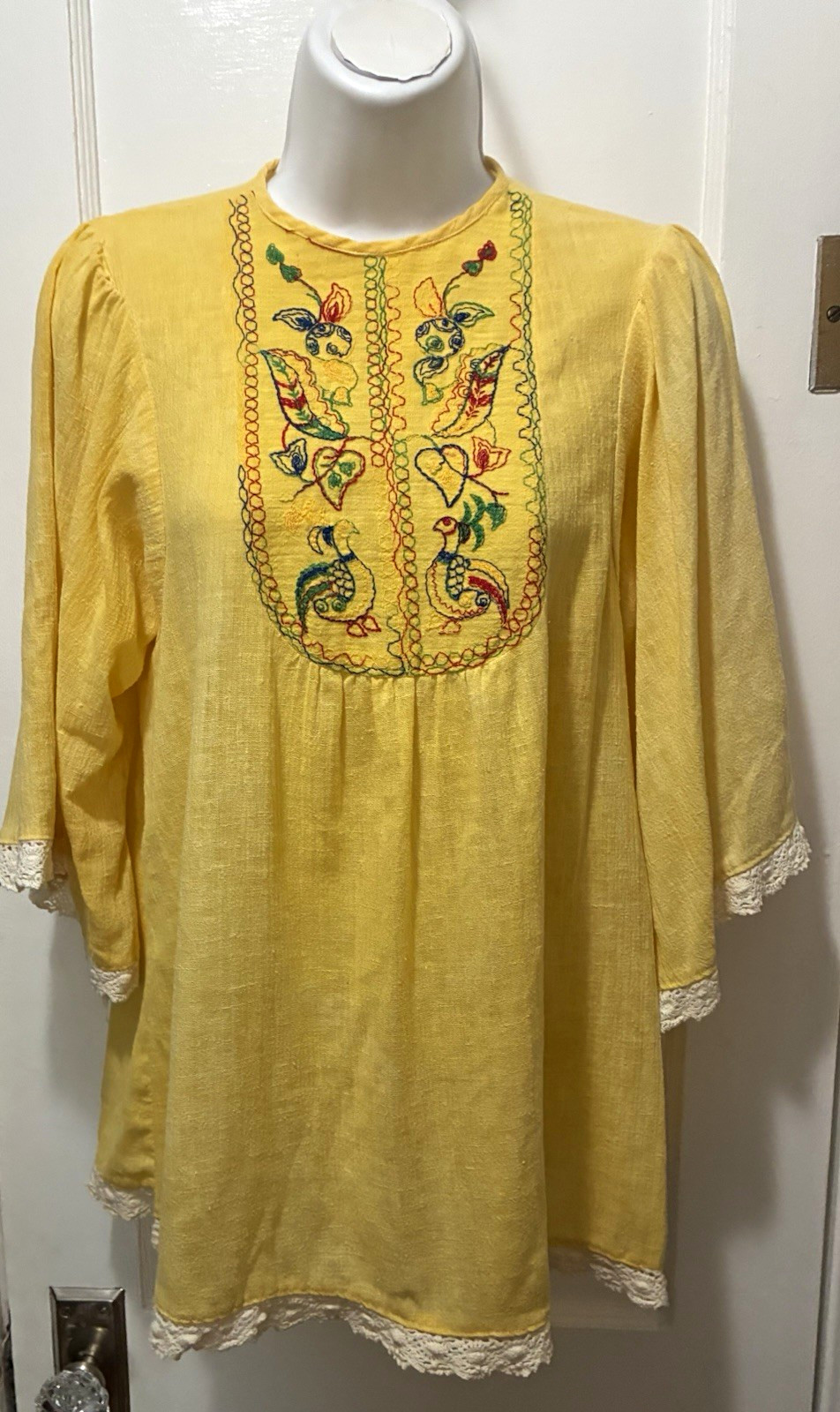 Vtg 70s DAFFY CALIFORNIA Yellow Embroidered Boho Lace Hippie Cotton Top Blouse M Vtg 70s DAFFY CALIFORNIA Yellow Embroidered Boho Lace Hippie Cotton Top Blouse M