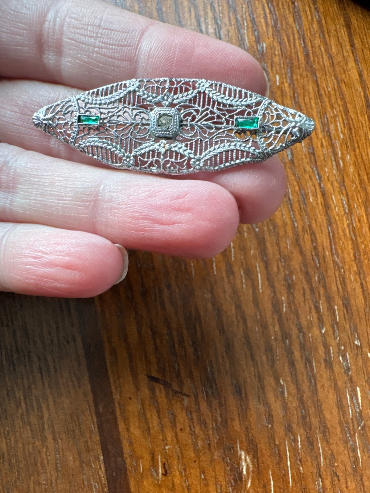 Emerald Sterling Silver Vintage Diamond Brouch Emerald Sterling Silver Vintage Diamond Brouch