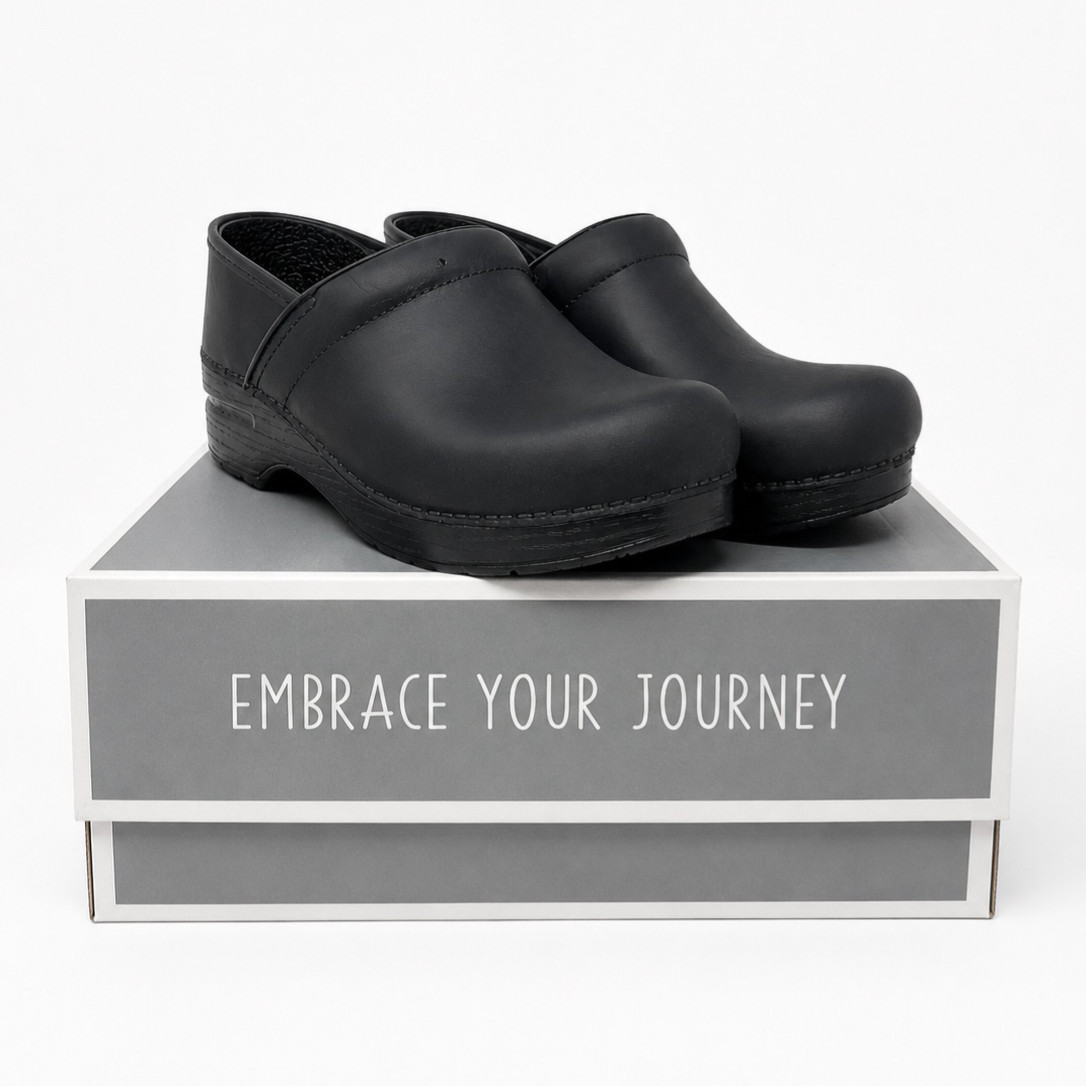 DANSKO PROFESSIONAL OILED CLOGS BOX BLACK 206-020202 WOMENS NEW