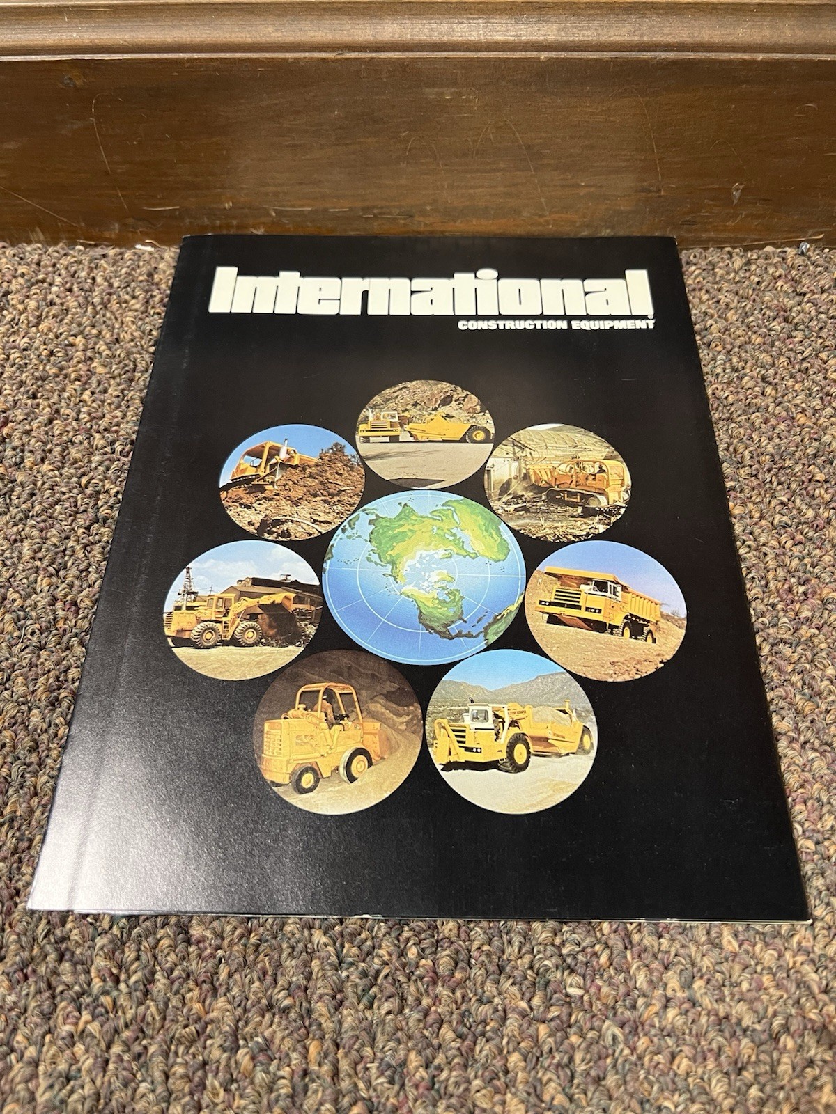 Genuine International Construction Equipment Dealer Sales Brochure 1973