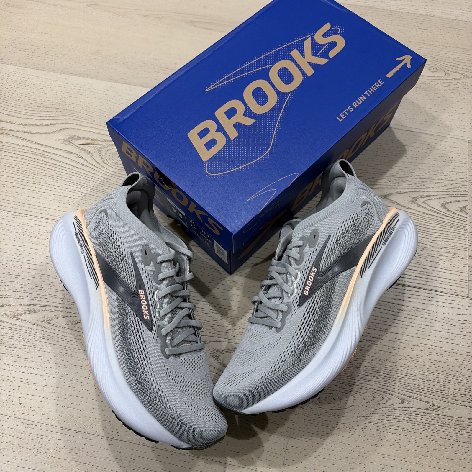 Brooks Adrenaline GTS 25 Grey Coral Blackened Pearl Women\'s
