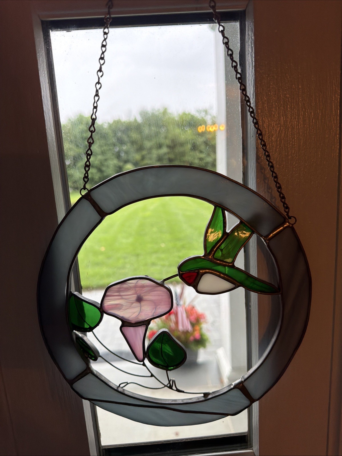 Hummingbird Floral Round Stained Glass Wall Window Hanging Suncatcher 8” birds Hummingbird Floral Round Stained Glass Wall Window Hanging Suncatcher 8” birds