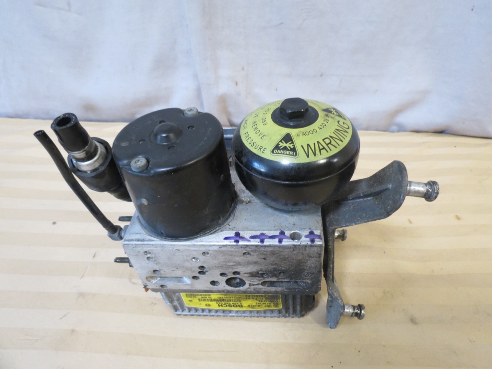 03-05 Mercedes E-class SBC Anti-Lock Brake Pump 0054318012 0265250097 0265960029