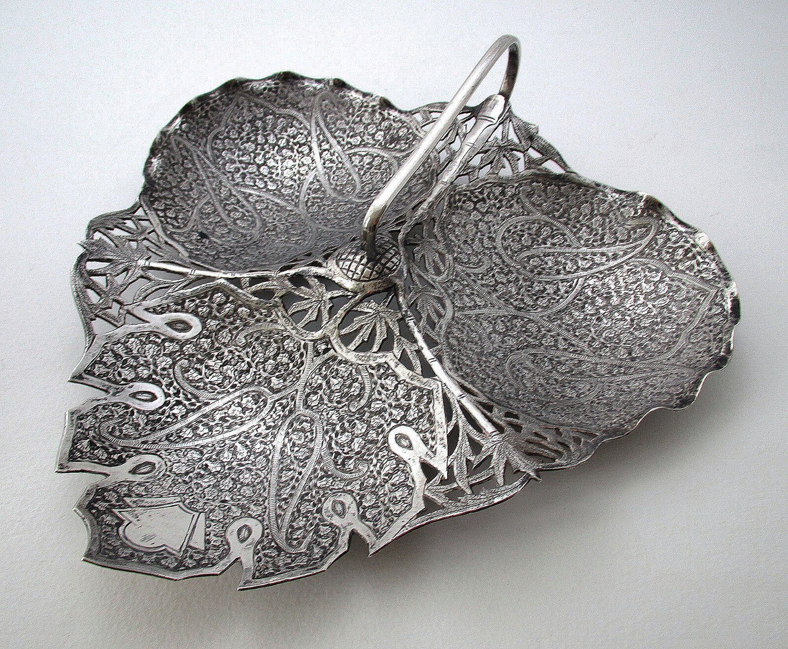 Antique Indian Kashmiri Solid Silver Chinar Leaf Bon Bon Sweetmeat Dish Bowl