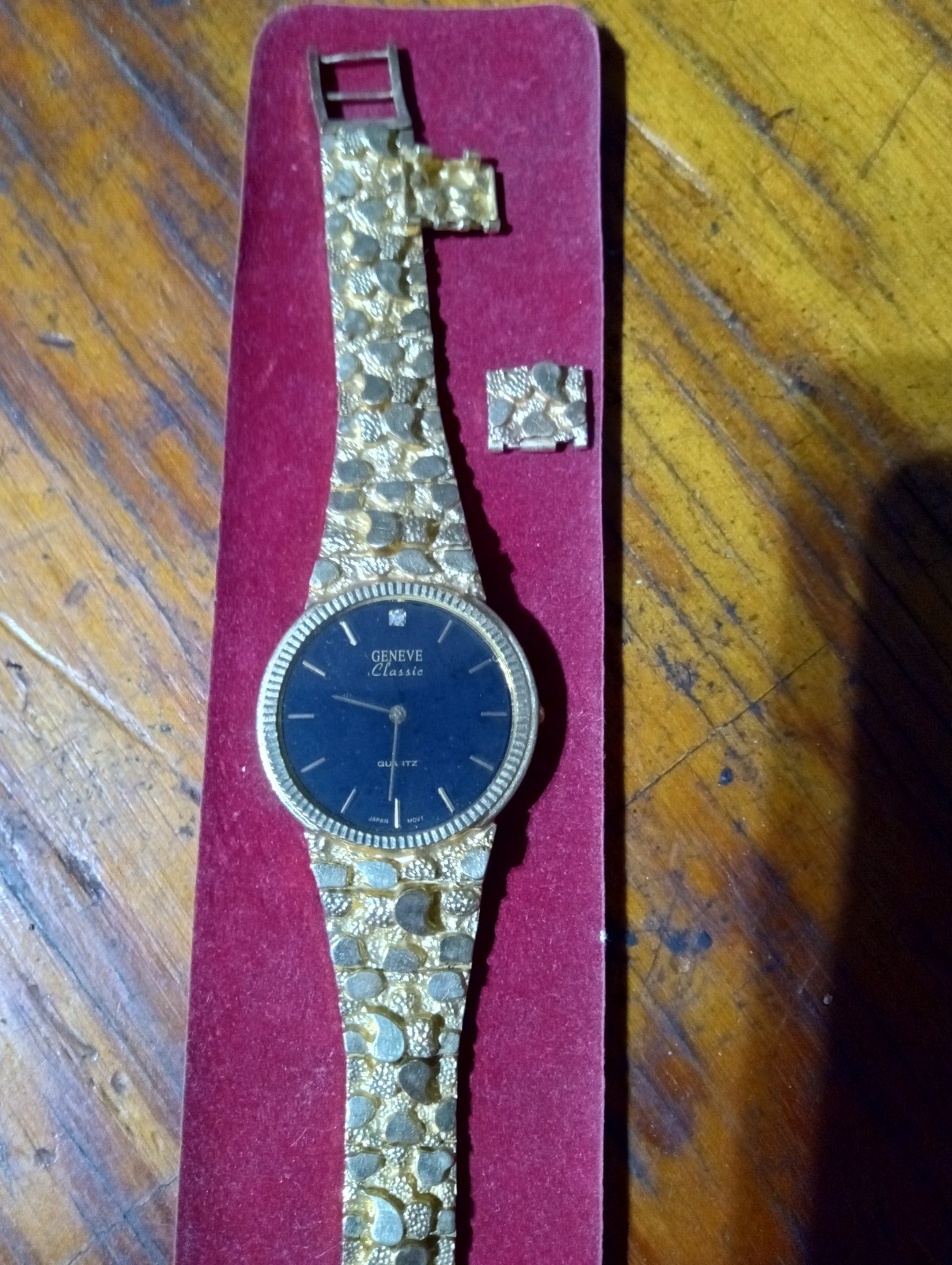 Geneve 10k gold nugget watch