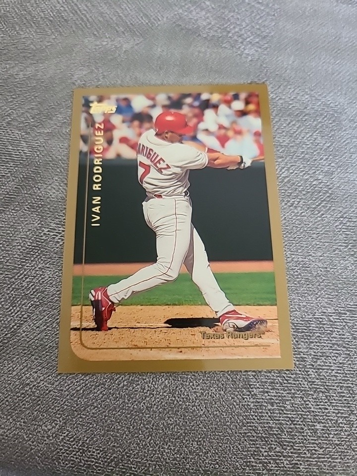 1999 Topps - Ivan Rodriguez #399 1999 Topps - Ivan Rodriguez #399