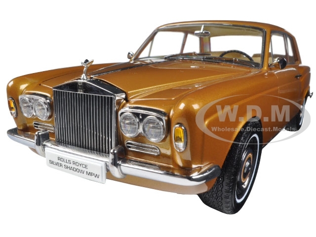 1968 ROLLS ROYCE SILVER SHADOW BRONZE 1/18 DIECAST MODEL CAR BY PARAGON 98205 1968 ROLLS ROYCE SILVER SHADOW BRONZE 1/18 DIECAST MODEL CAR BY PARAGON 98205
