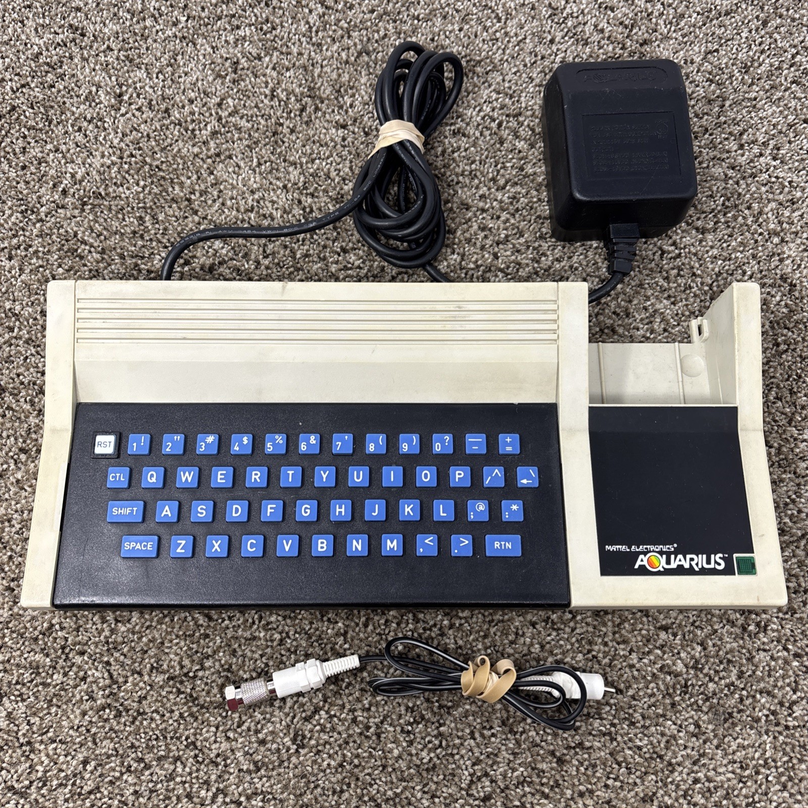 Vintage 1982 Mattel Aquarius Home Computer System 5931 Tested and Working Vintage 1982 Mattel Aquarius Home Computer System 5931 Tested and Working