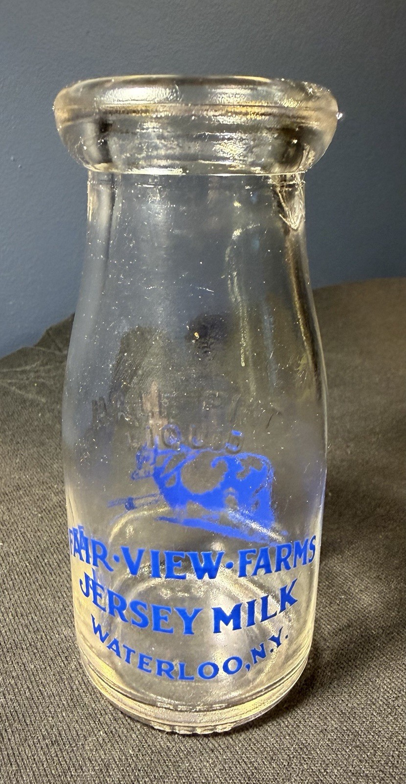 Vtg 1940s NY Milk Bottle Lot White Springs Geneva War Bonds Fair View Waterloo Vtg 1940s NY Milk Bottle Lot White Springs Geneva War Bonds Fair View Waterloo