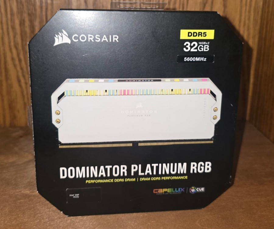 Corsair Dominator Platinum RGB 32GB 2x16GB DDR5-5600 CL36White CMT32GX5M2B5600CW