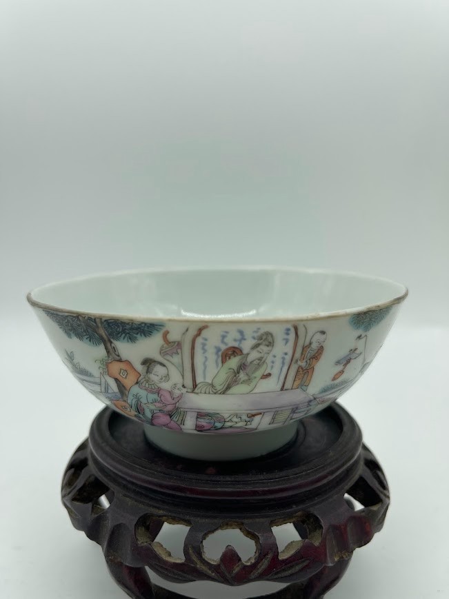 Antique Chinese Famille Rose Porcelain Bowl Hand Painted Figural Scholars Scene