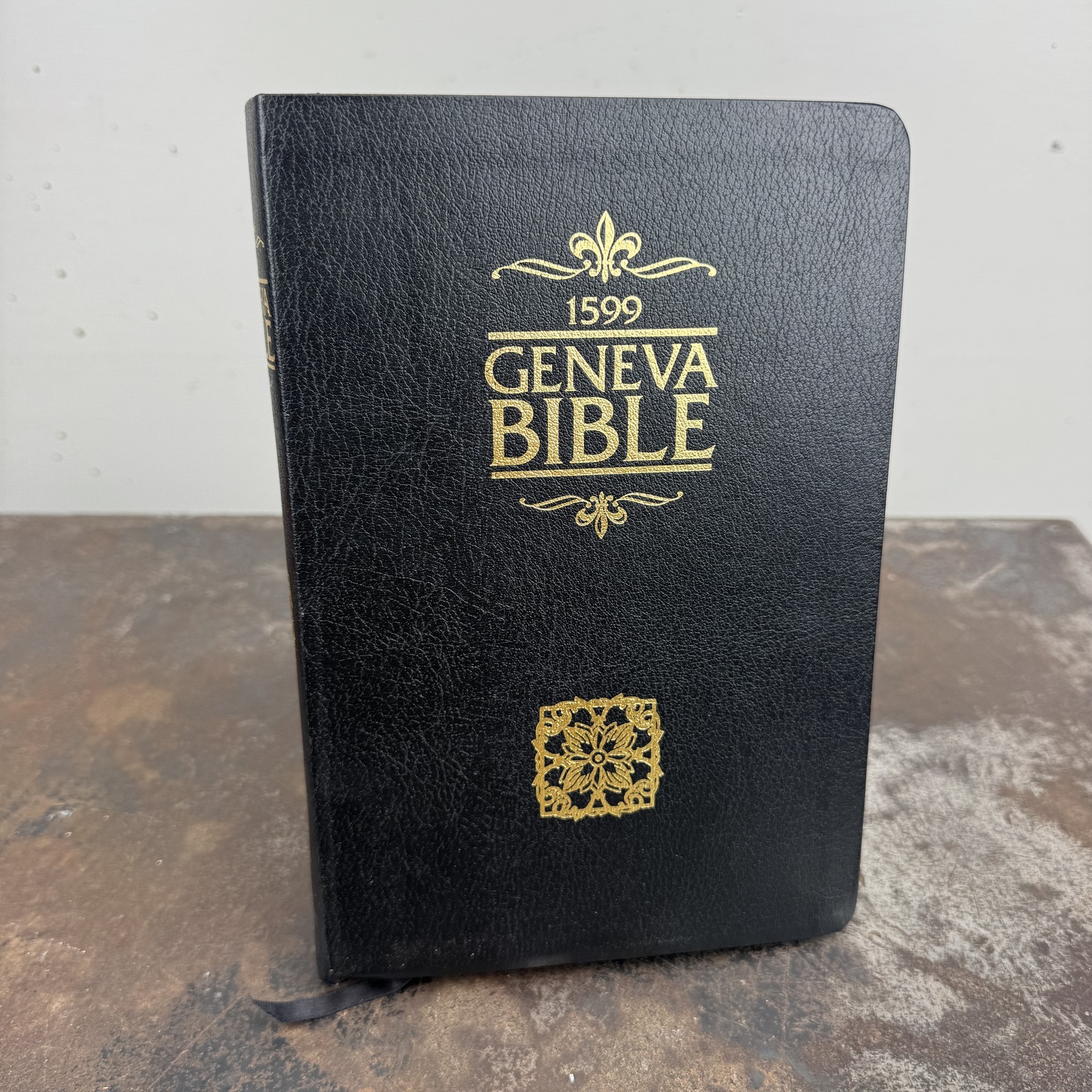 1599 GENEVA Study Bible Tolle Lege Press Black Bonded Leather w/ CD