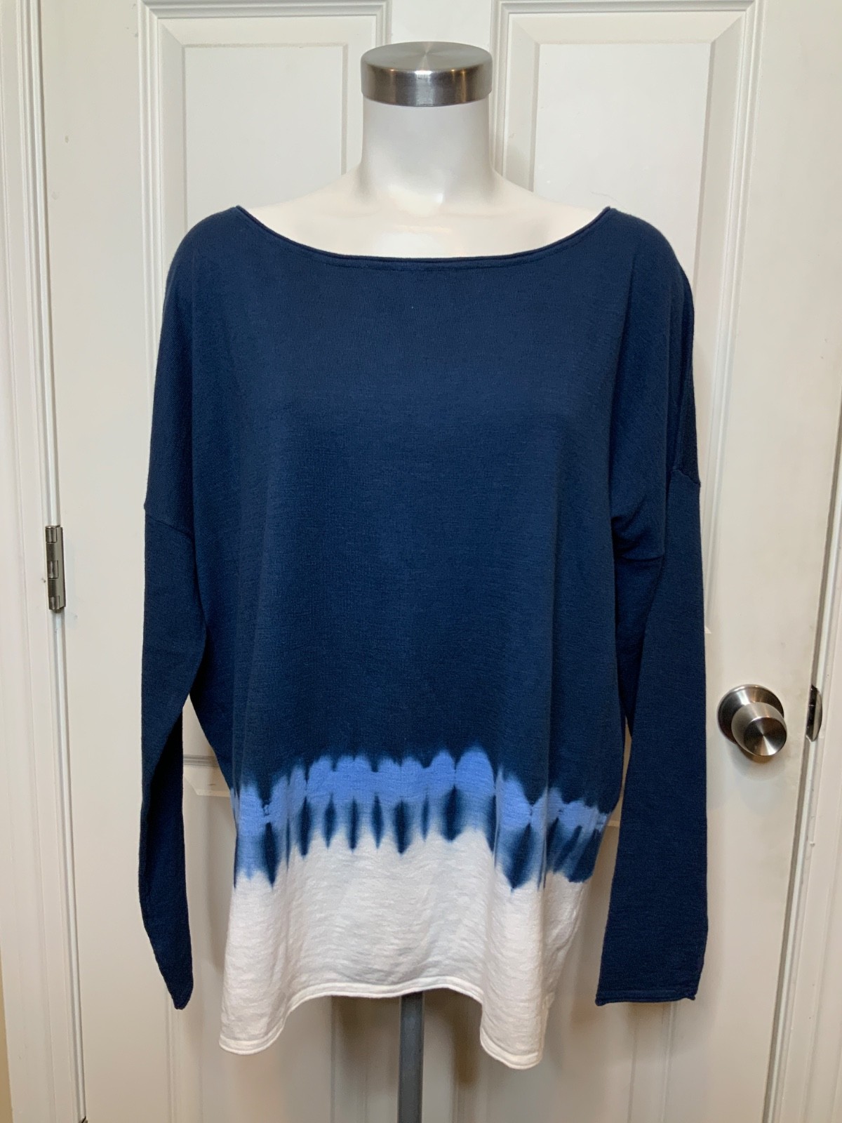 Vince Blue White Tie-Dye Long Sleeve Knit Top NWT $195, Size L