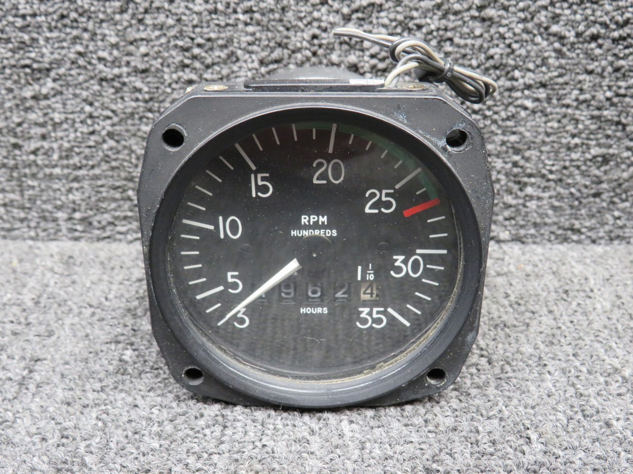 D1-112-5023 Mitchell 98480-23 Recording Tachometer Indicator (Lighted, 13V)